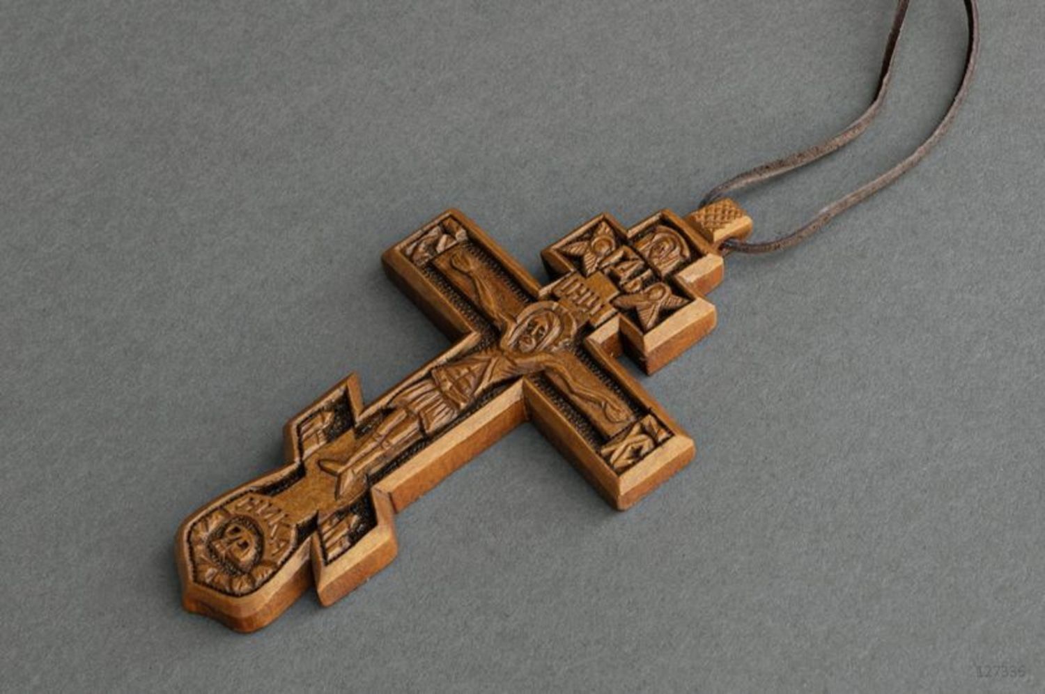 Cross pendant