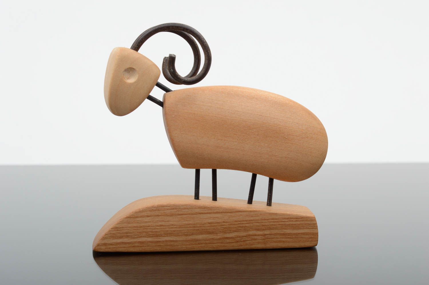 Souvenir of ash as a ram.