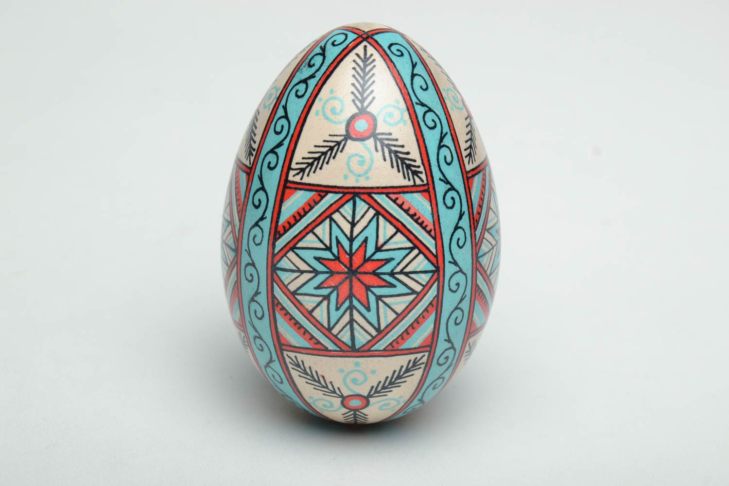 Egg is painted with Old Slavic style. Handcrafted.