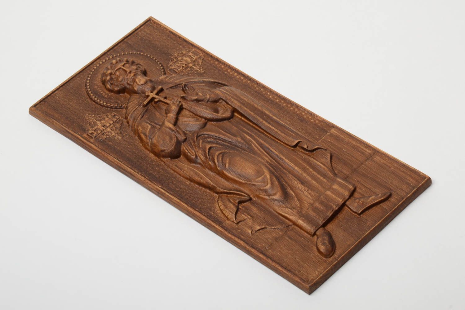 The icon of St. Leonidas is made on a wooden base, handmade. 